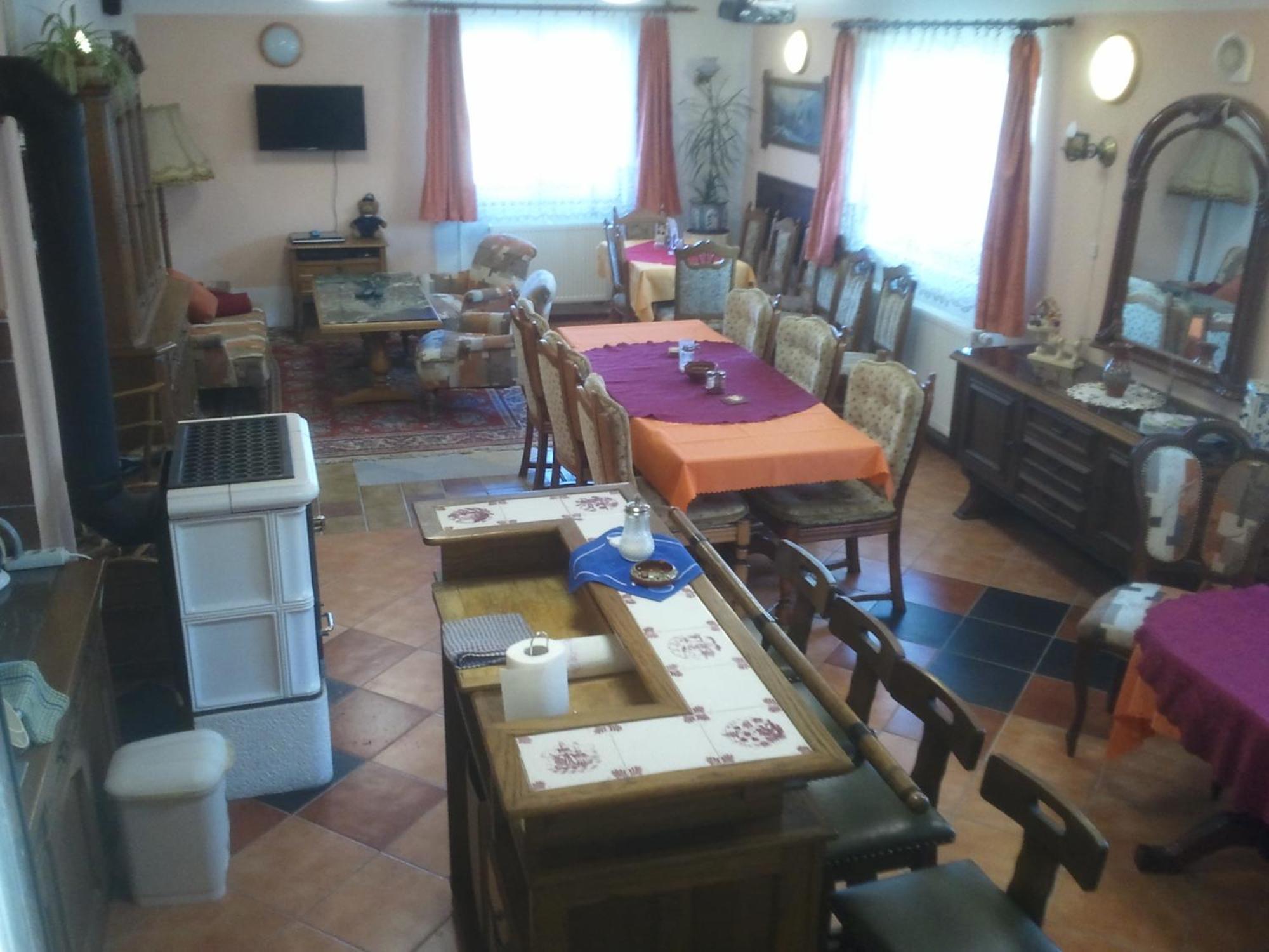 Penzion Hugo Sedlec-Prcice Bagian luar foto